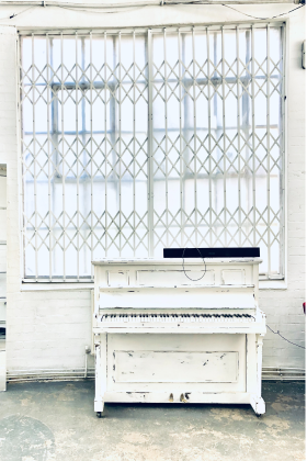 Piano white old